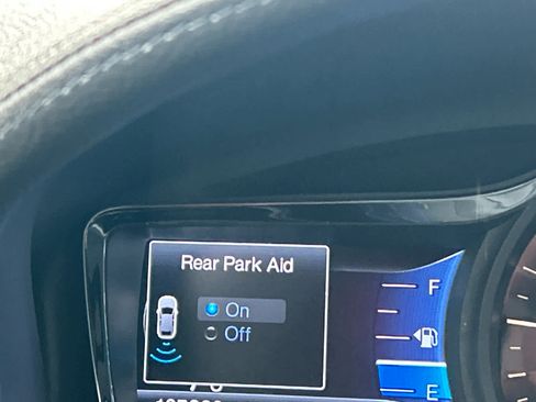 Used 2014 Lincoln MKX AWD w/ Equipment Group 102A image 31