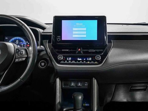 Certified 2023 Toyota Corolla Cross XLE w/ Convenience Package AWD/4WD image 14