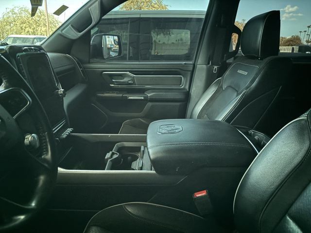 Used 2021 RAM 1500 Laramie w/ Sport Appearance Package AWD/4WD image 12
