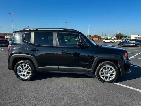 Used 2020 Jeep Renegade Latitude image 5