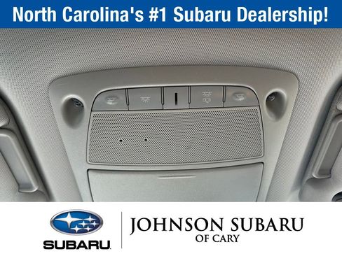 Used 2017 Nissan Pathfinder SV AWD/4WD image 18