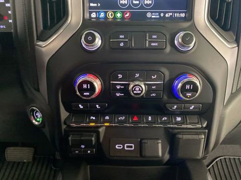 Used 2021 GMC Sierra 1500 Elevation w/ Preferred Package image 42