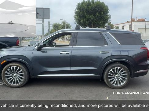 Used 2024 Hyundai Palisade Calligraphy FWD image 2