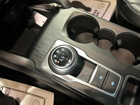 Used 2025 Ford Escape Platinum image 20