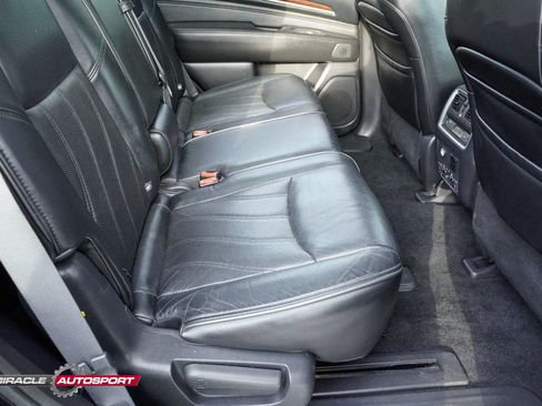 Used 2014 INFINITI QX60 Luxe w/ Deluxe Touring Package AWD/4WD image 38