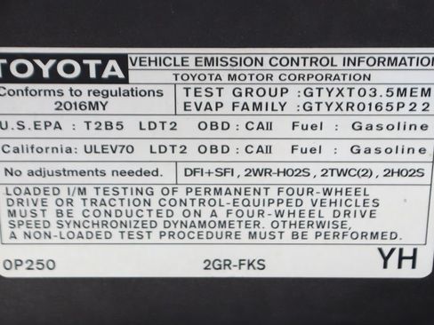 Used 2016 Toyota Tacoma TRD Off-Road w/ Towing Package RWD image 13