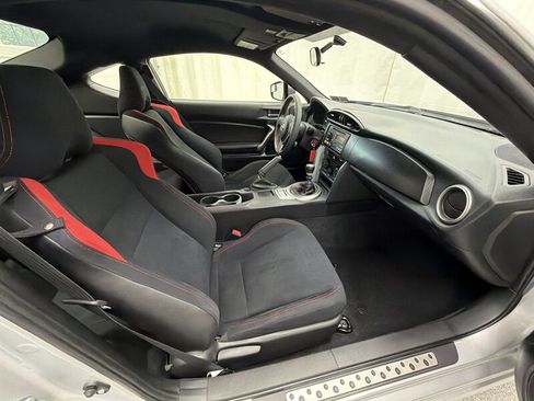Used 2013 Scion FR-S RWD image 11