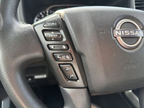 Used 2022 Nissan Frontier SV image 25