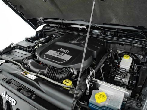 Used 2012 Jeep Wrangler Rubicon image 38