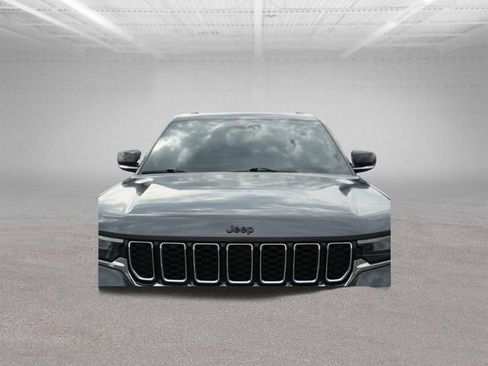 Used 2022 Jeep Grand Cherokee Limited AWD/4WD image 44