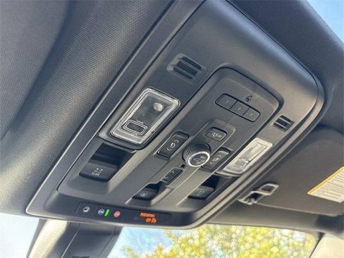 Used 2022 GMC Yukon XL Denali w/ Max Trailering Package image 34