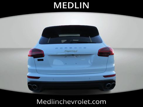 Used 2017 Porsche Cayenne S Platinum w/ Premium Package (PJW) image 7