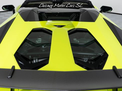Used 2016 Lamborghini Aventador LP 750-4 Superveloce AWD/4WD image 8