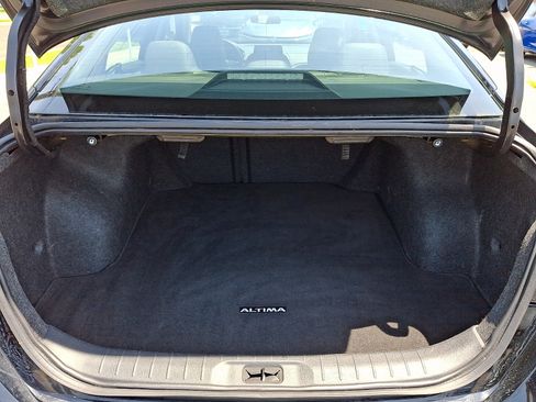 Used 2022 Nissan Altima 2.5 SR FWD image 28