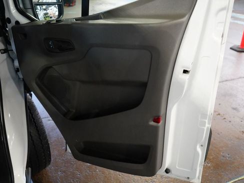 Used 2025 Ford Transit 150 Low Roof RWD image 23