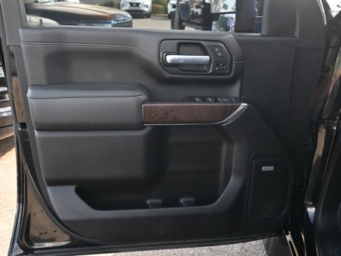 Used 2021 GMC Sierra 2500 Denali w/ Denali Black Diamond Edition AWD/4WD image 14