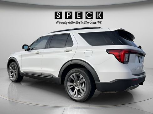 New 2026 Ford Explorer Active w/ Active Comfort Package AWD/4WD image 3
