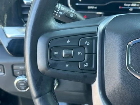 Used 2022 GMC Sierra 1500 SLE AWD/4WD image 4