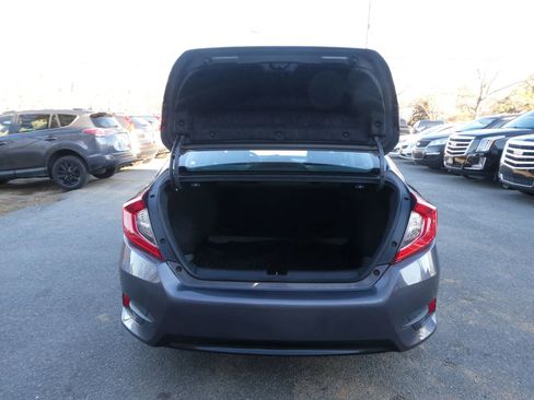 Used 2017 Honda Civic EX image 7