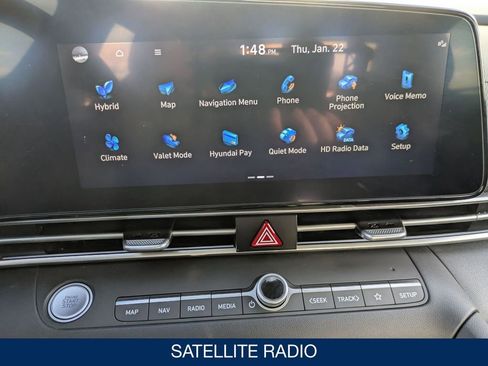 Used 2024 Hyundai Elantra Blue image 24