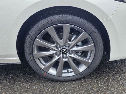 New 2026 MAZDA MAZDA3 2.5 S Sedan w/ Preferred Pkg FWD image 32