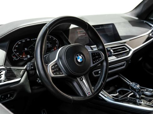 Used 2022 BMW X7 M50i w/ Executive Package AWD/4WD image 15