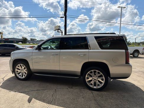 Used 2017 GMC Yukon SLT RWD image 8