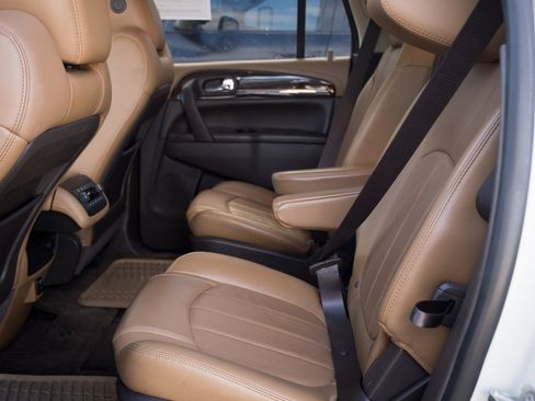 Used 2015 Buick Enclave Leather image 18