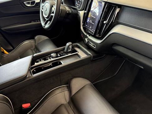 Used 2021 Volvo XC60 T8 Polestar image 16