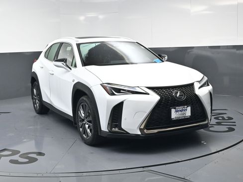 Used 2021 Lexus UX 200 F Sport image 3