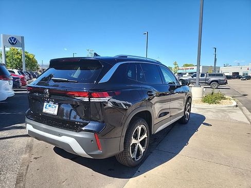 New 2025 Volkswagen Tiguan SE image 5