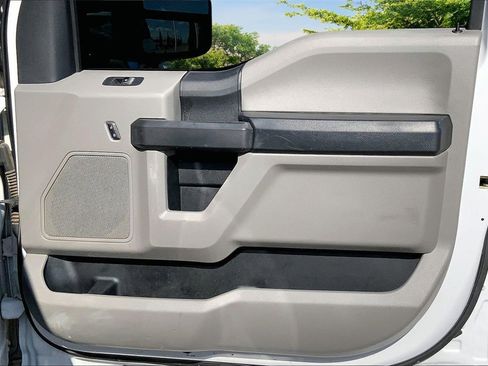 Used 2019 Ford F250 XL w/ Power Equipment Group image 26