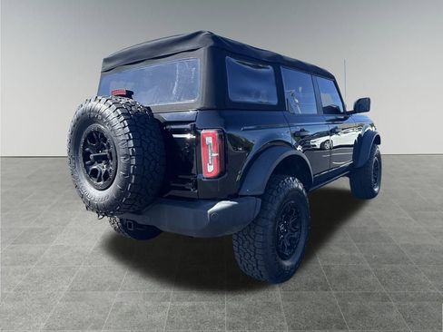 Used 2024 Ford Bronco Wildtrak image 6