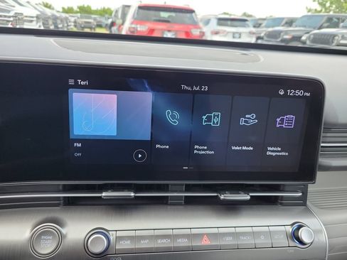 Used 2025 Hyundai Kona SEL FWD image 24