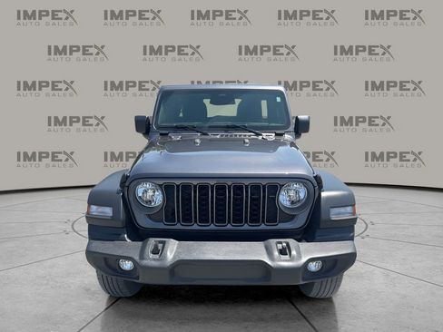 Used 2025 Jeep Wrangler Unlimited Sport AWD/4WD image 8