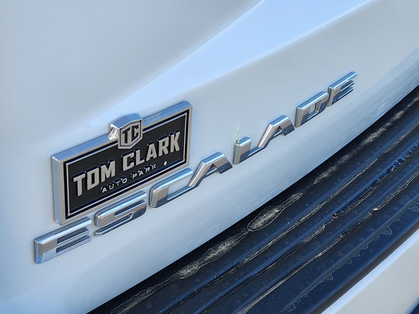 Certified 2023 Cadillac Escalade Premium Luxury w/ Performance Package AWD/4WD image 31