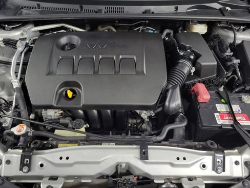 Used 2019 Toyota Corolla LE FWD image 11