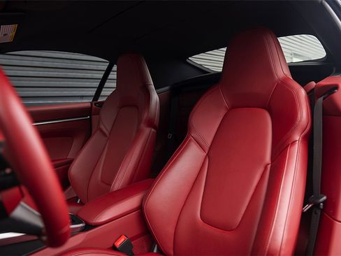 Certified 2021 Porsche 911 Turbo S image 5