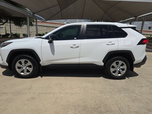 Used 2023 Toyota RAV4 LE FWD image 6