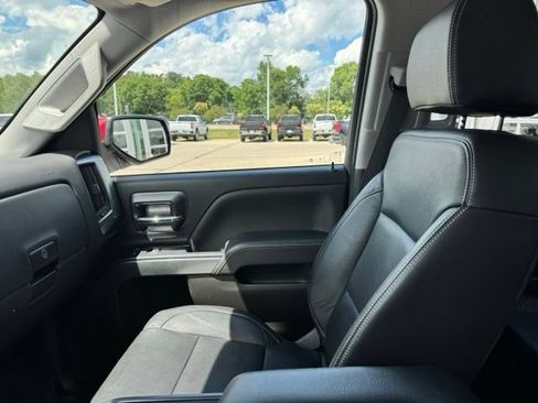 Used 2018 Chevrolet Silverado 1500 LT w/ All Star Edition AWD/4WD image 16