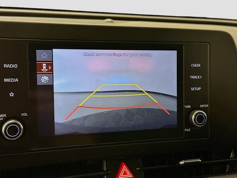 Used 2025 Kia Sportage LX image 22