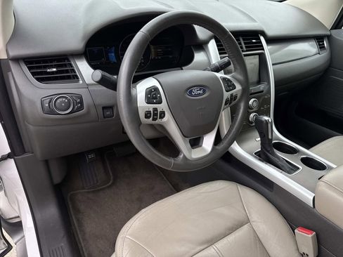 Used 2013 Ford Edge SEL image 18