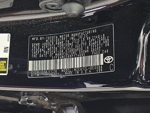 Used 2024 Toyota Corolla SE FWD image 32