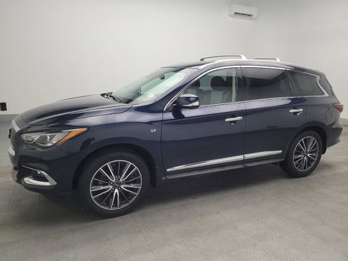 Used 2020 INFINITI QX60 Signature Edition image 2