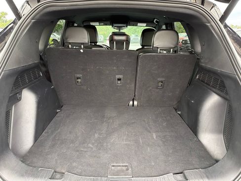 Used 2024 Ford Escape ST-Line FWD image 11