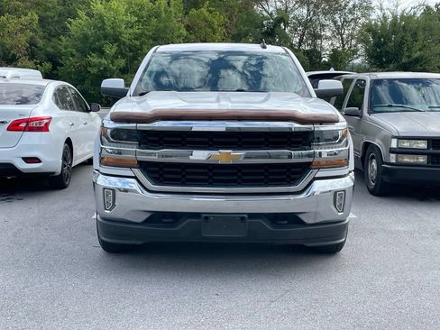 Used 2017 Chevrolet Silverado 1500 LT w/ All Star Edition AWD/4WD image 2