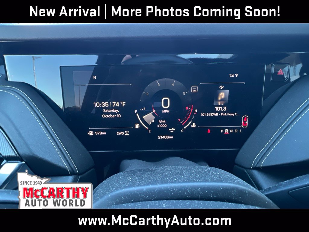 Used 2025 GMC Yukon Elevation w/ LPO, Elevation Black Package AWD/4WD image 15
