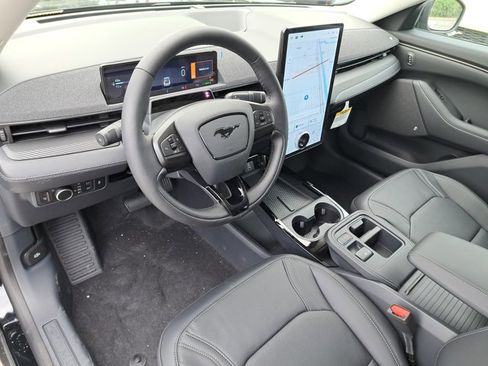 New 2025 Ford Mustang Mach-E Premium image 18