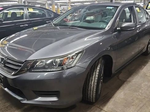 Used 2013 Honda Accord LX image 2