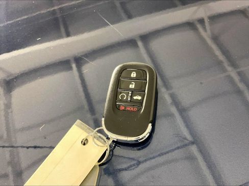 Used 2024 Honda Accord Touring image 12